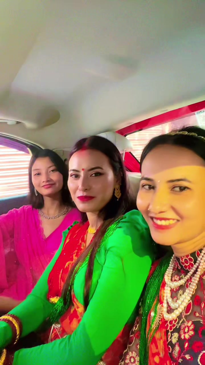 @🧿Shanta tharu🧿