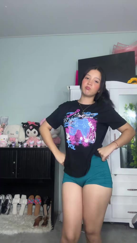 @Mía millón 👸🏻💗