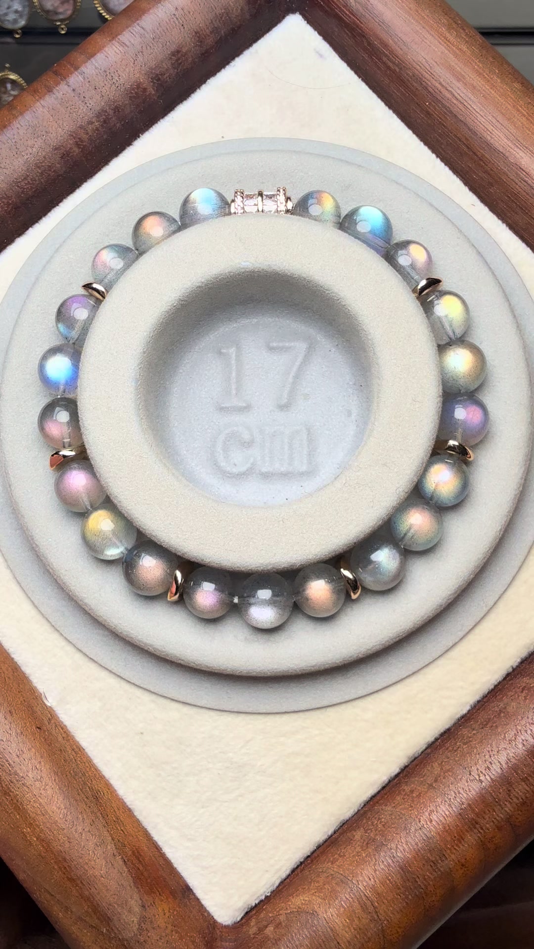 @Starry Sparkles Luxury Crystal