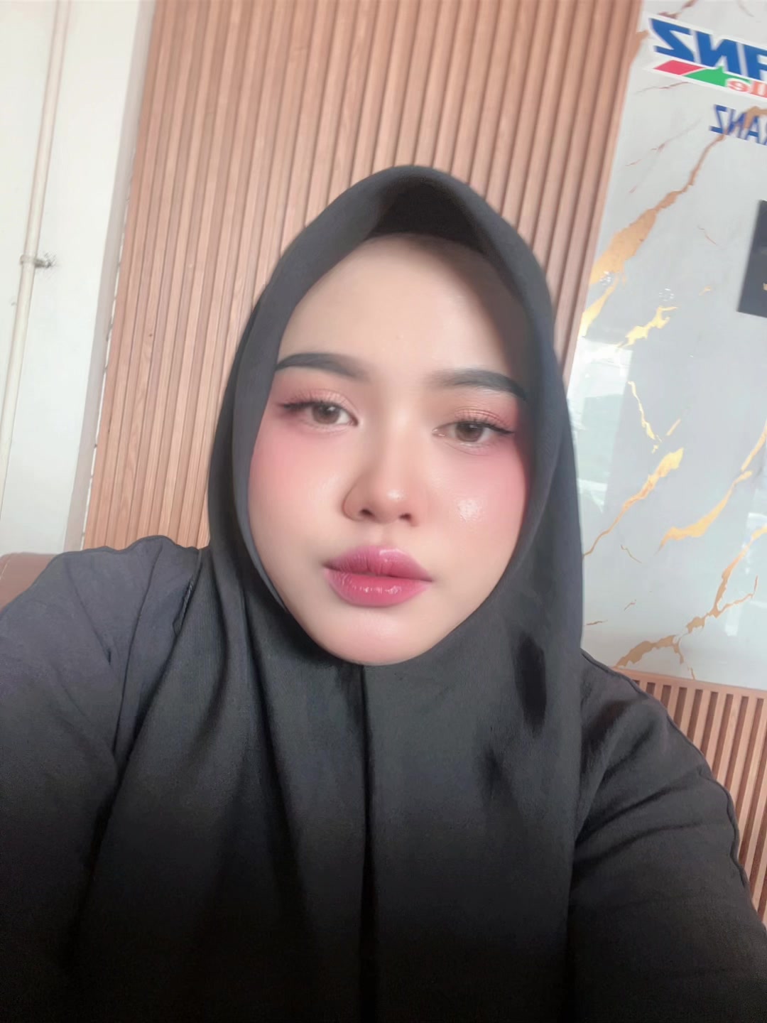 @namanya_dinda 💅