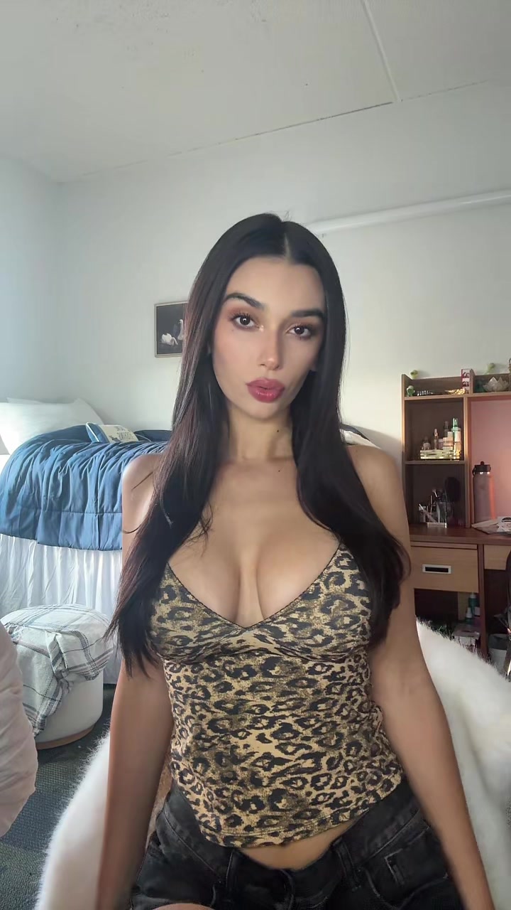 @️