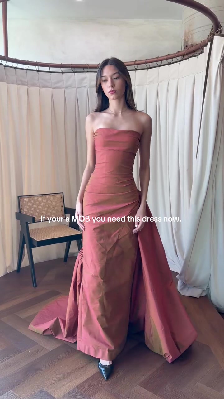 @The Peeled Closet