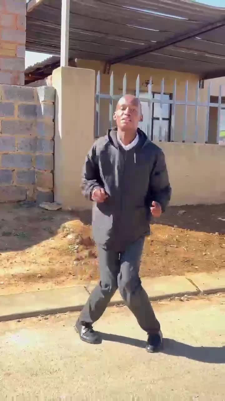 @Fefe Masigo🇿🇦
