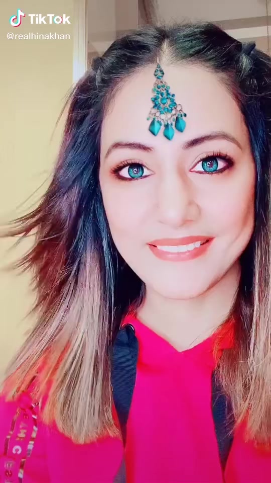 @Hina Khan 💎