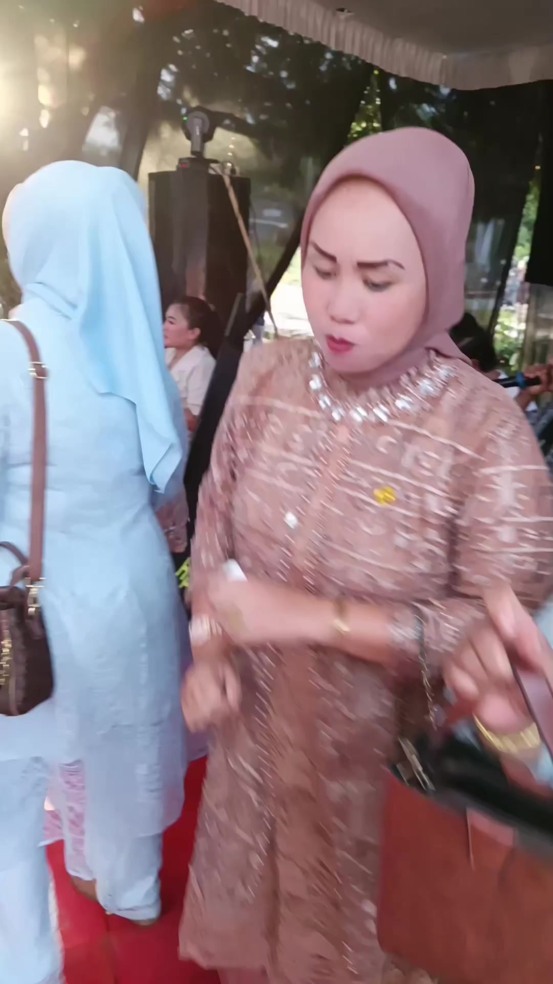 @Esna janda cantik  ✨🥰