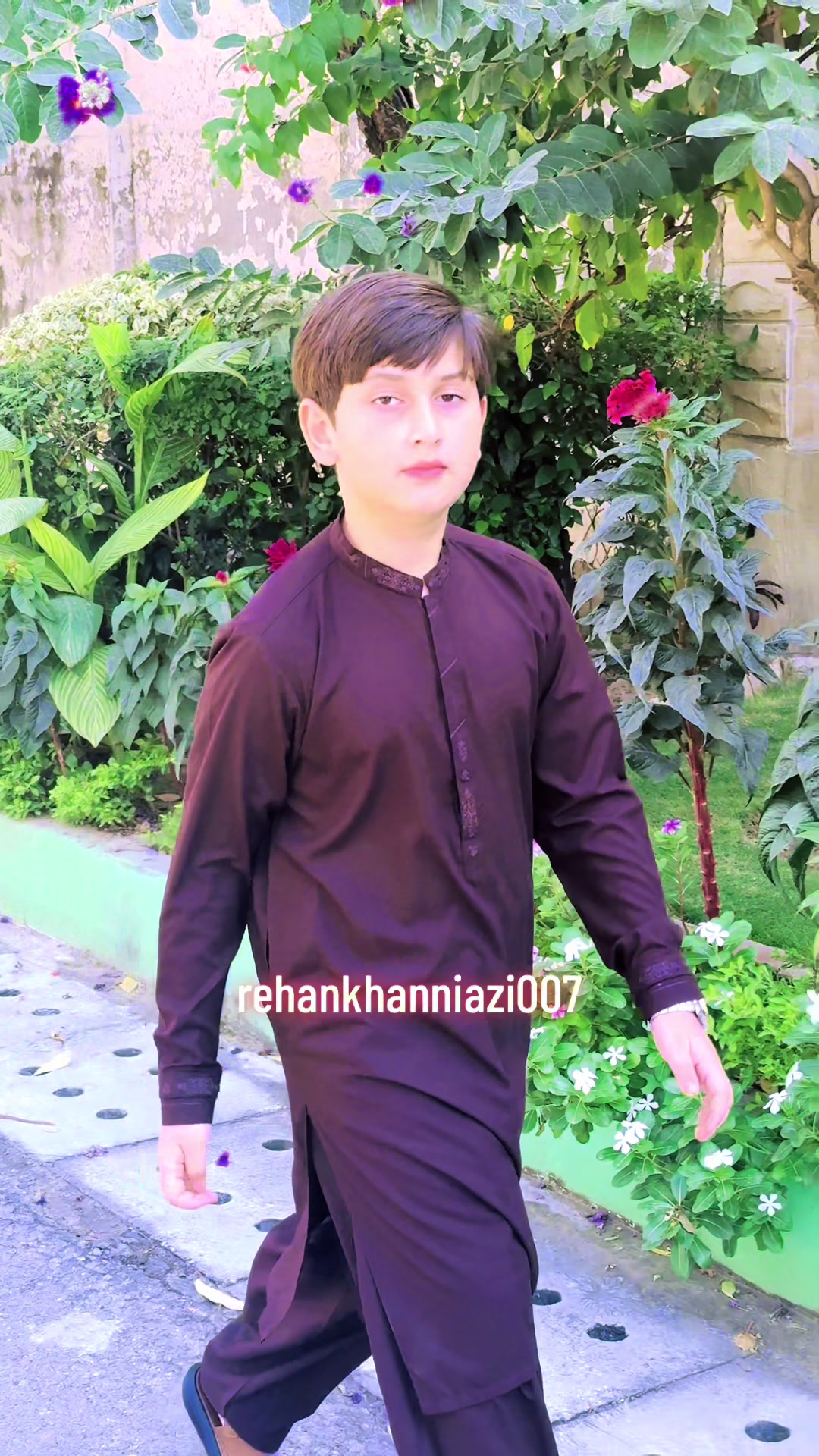 @Rehan Khan Niazi