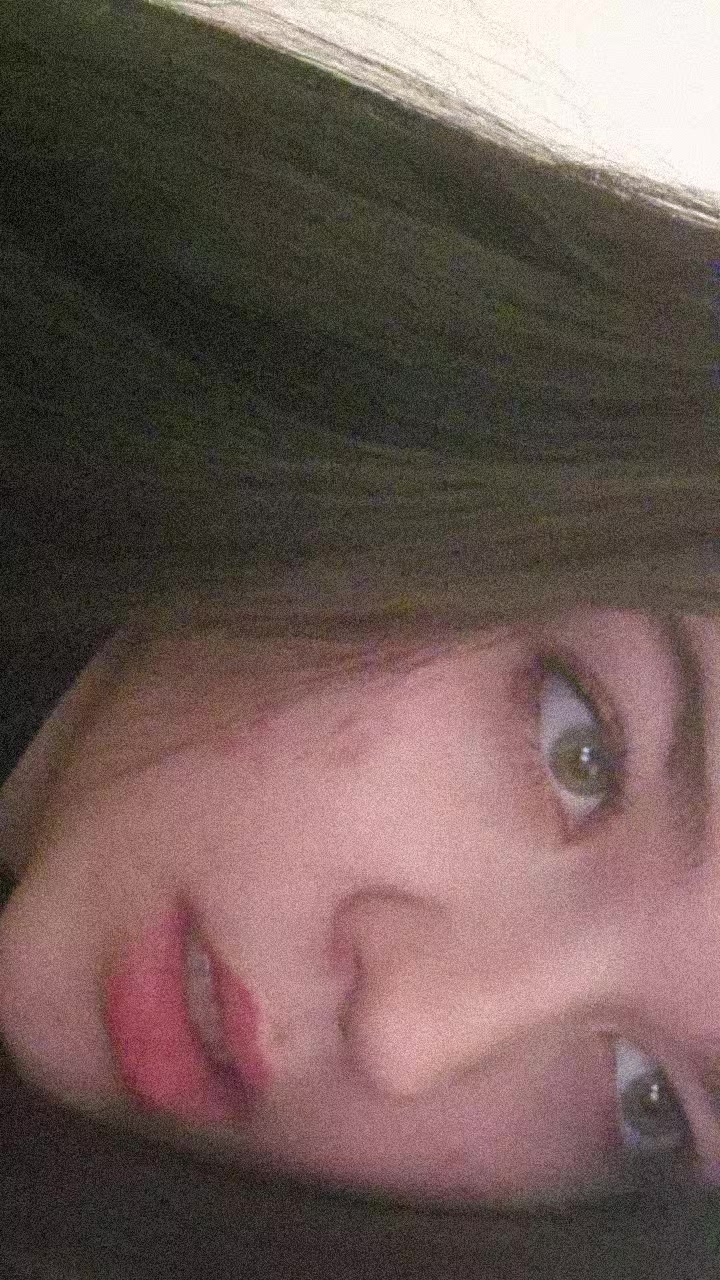 @Yudina