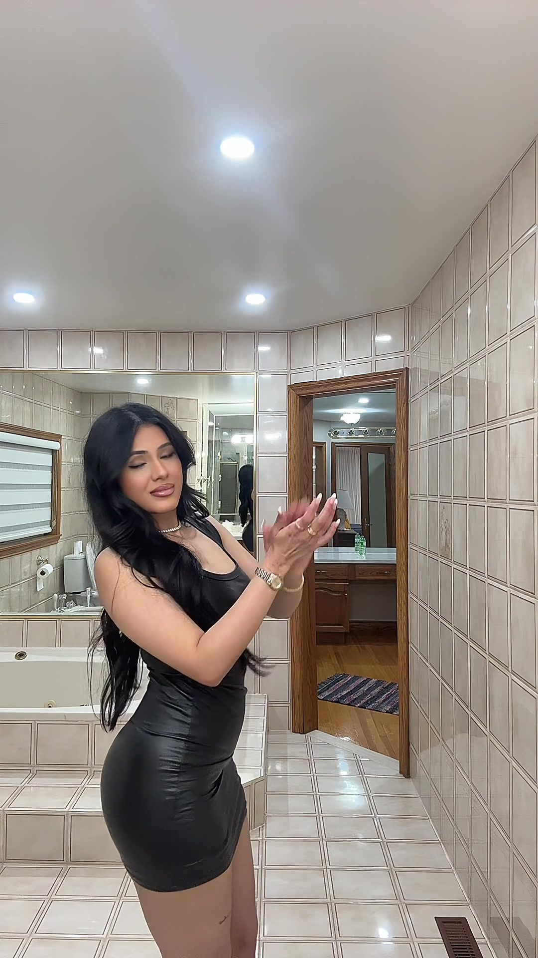 @xoxoishneet