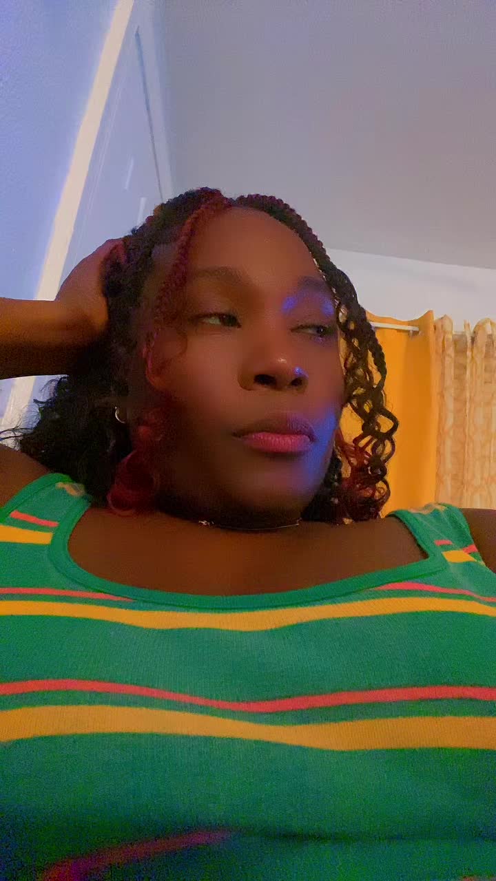 @queen_chrisy93