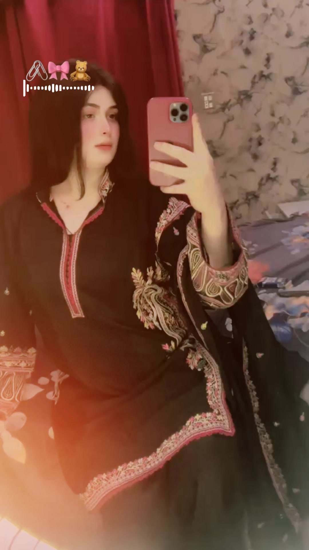 @Alizay_shah