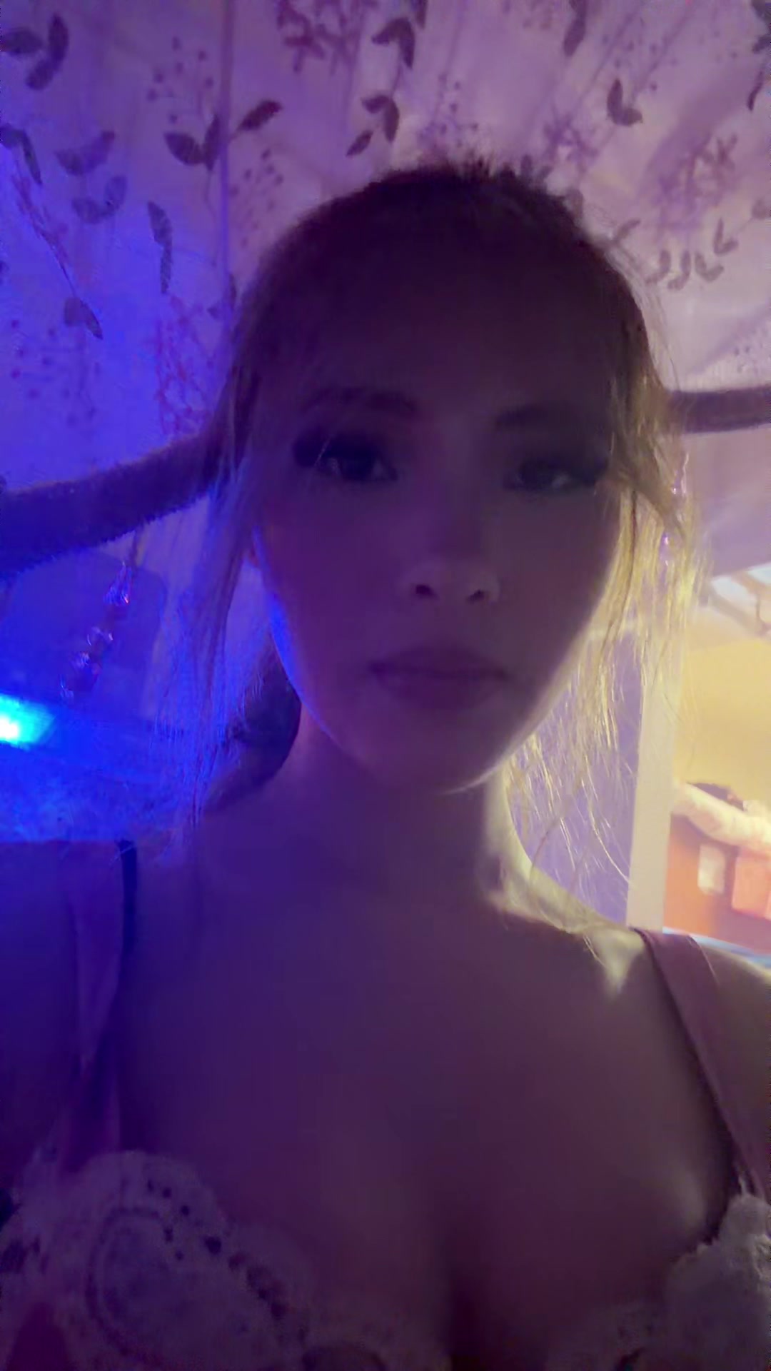 @ceciliabemine