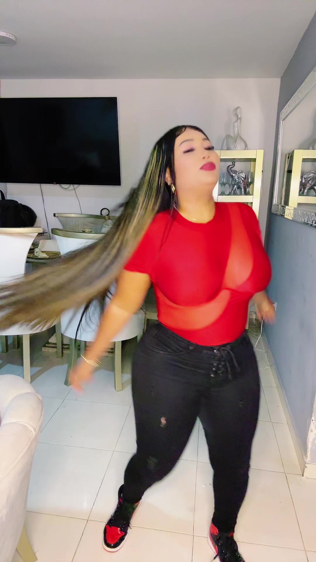 @tatislasocia