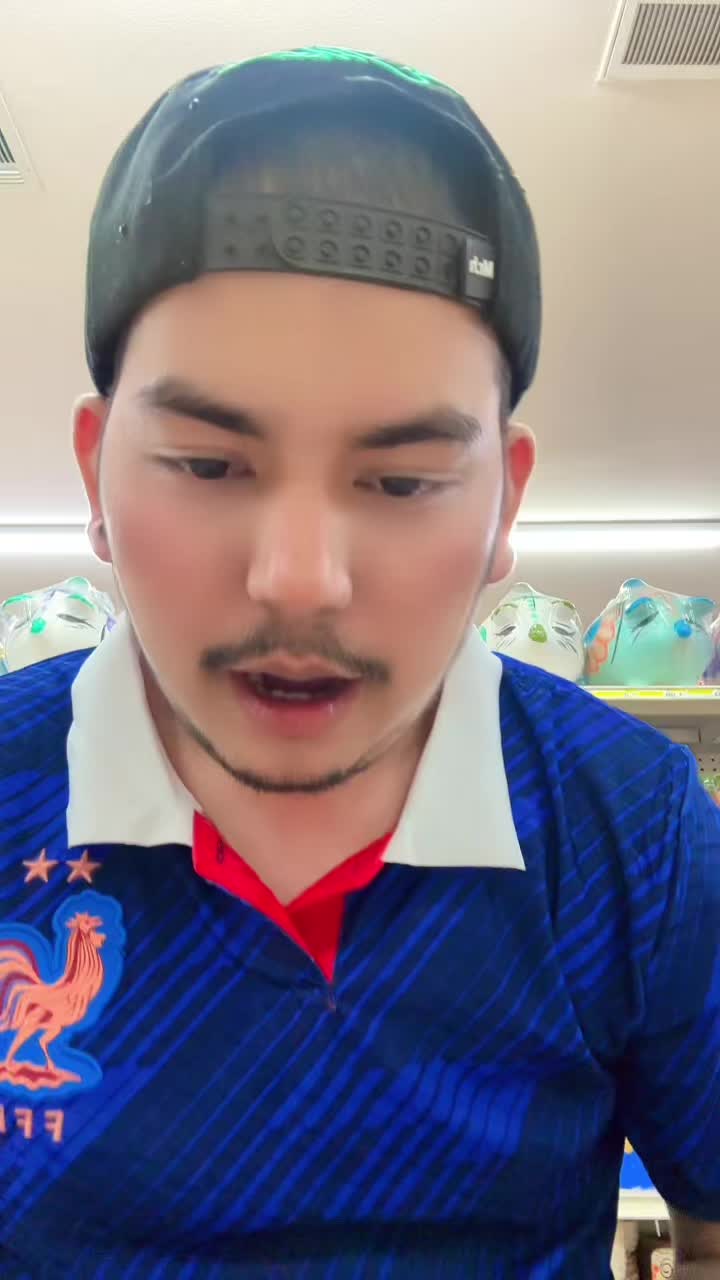@貧しい  गरिव ✨