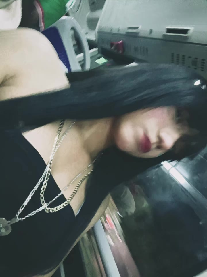 @𝓝𝓪𝓷𝓲 𝓜𝓮𝓷𝓭𝓮𝔃𝔃🩷