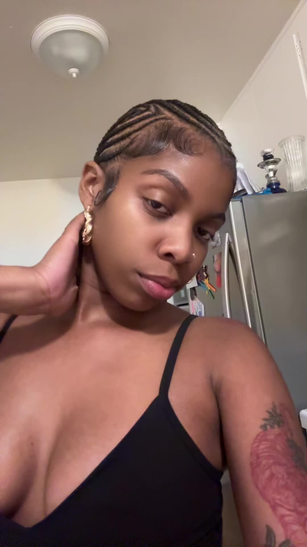 @MYA