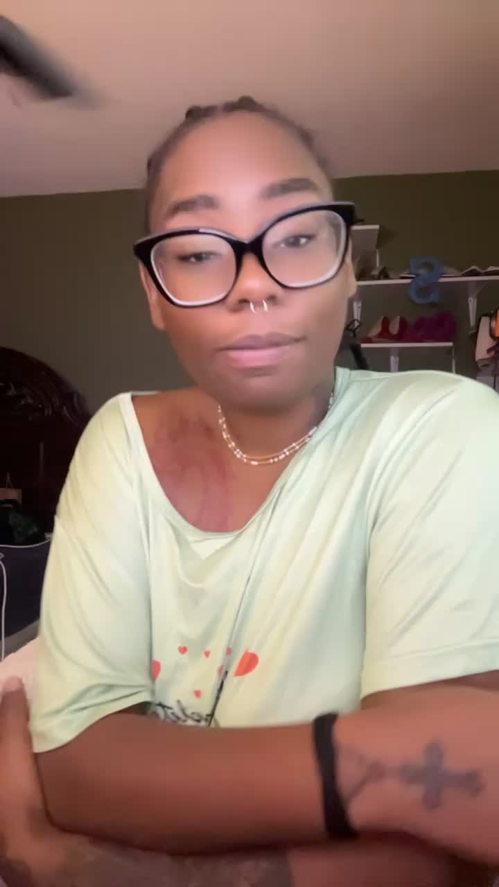 Shawnna Jonnell (@shawnnajonnell) - Urlebird