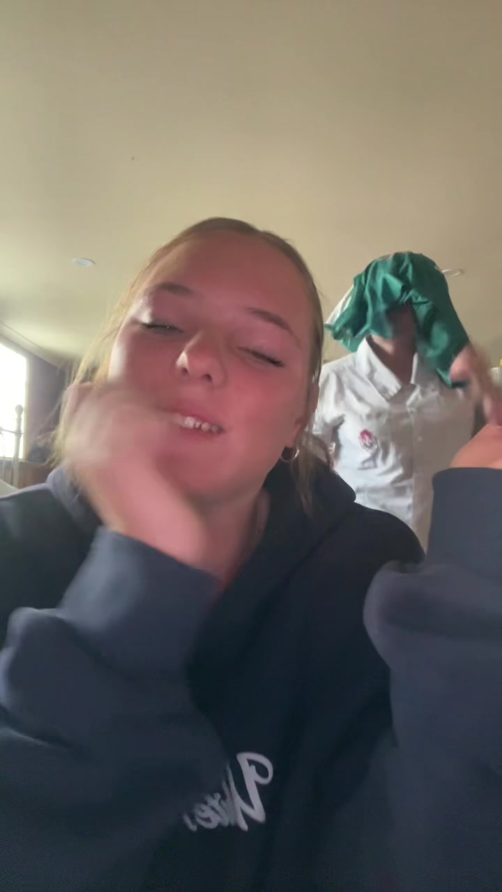 @Chloe🫶