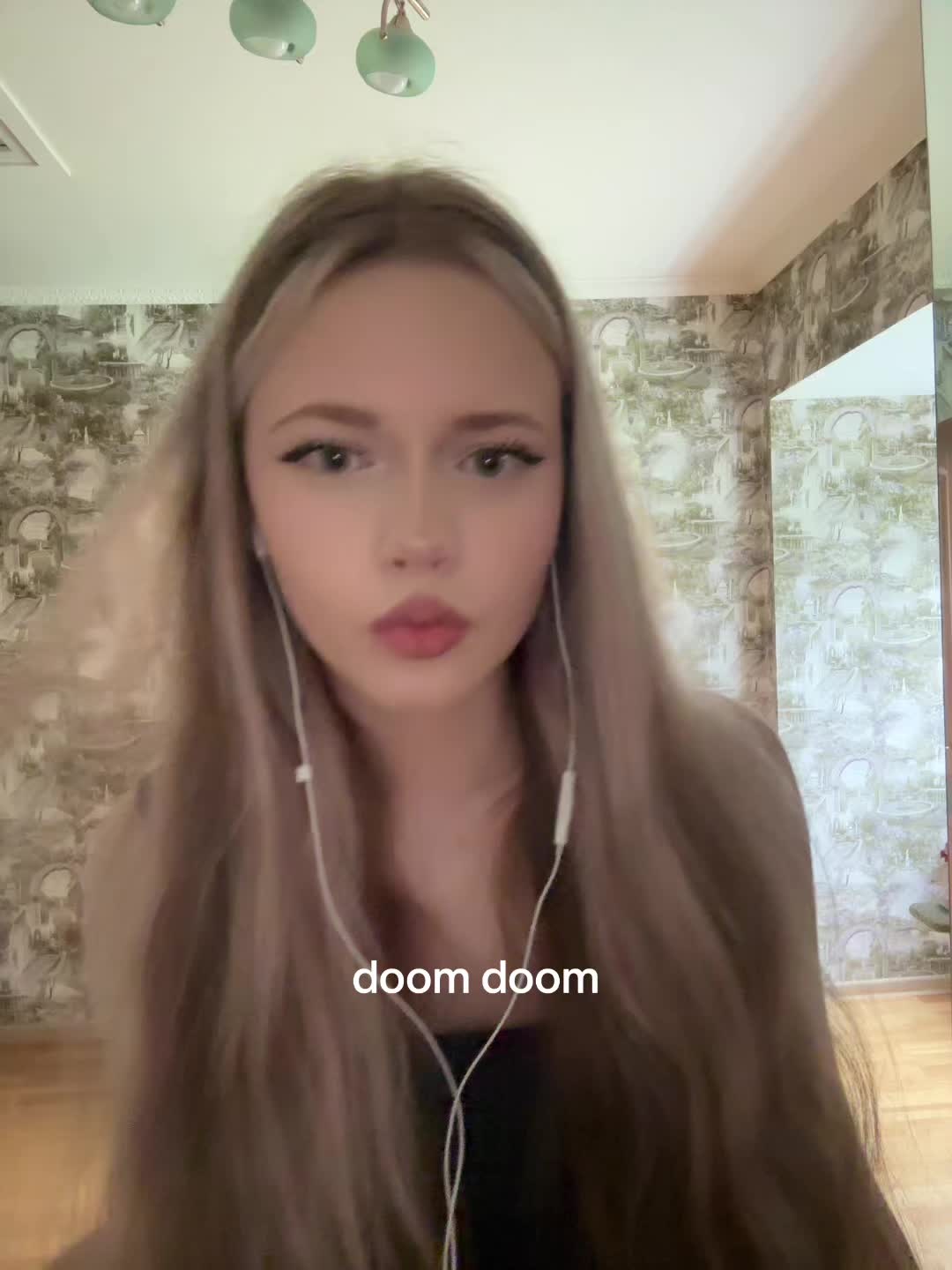 @★★★