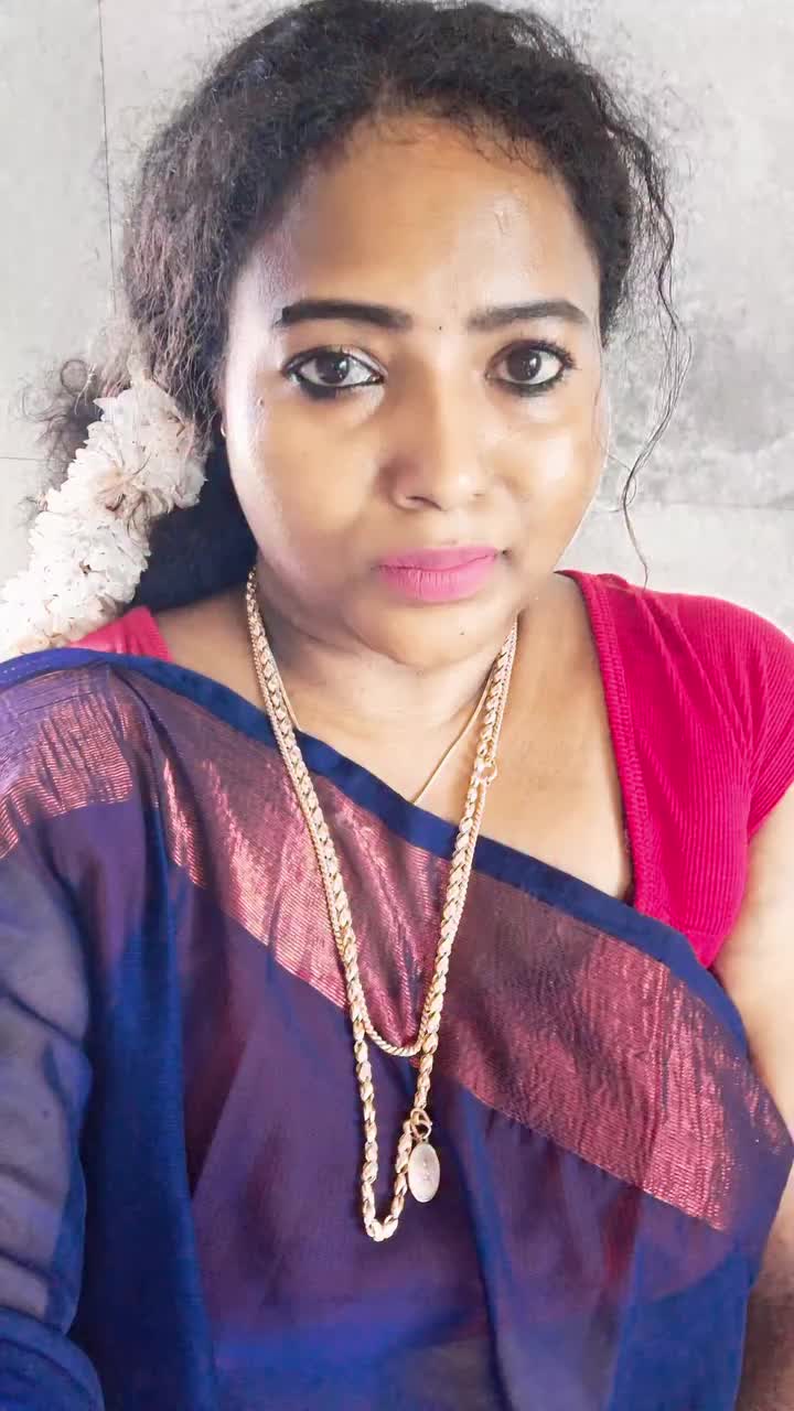 @கனவு கன்னி