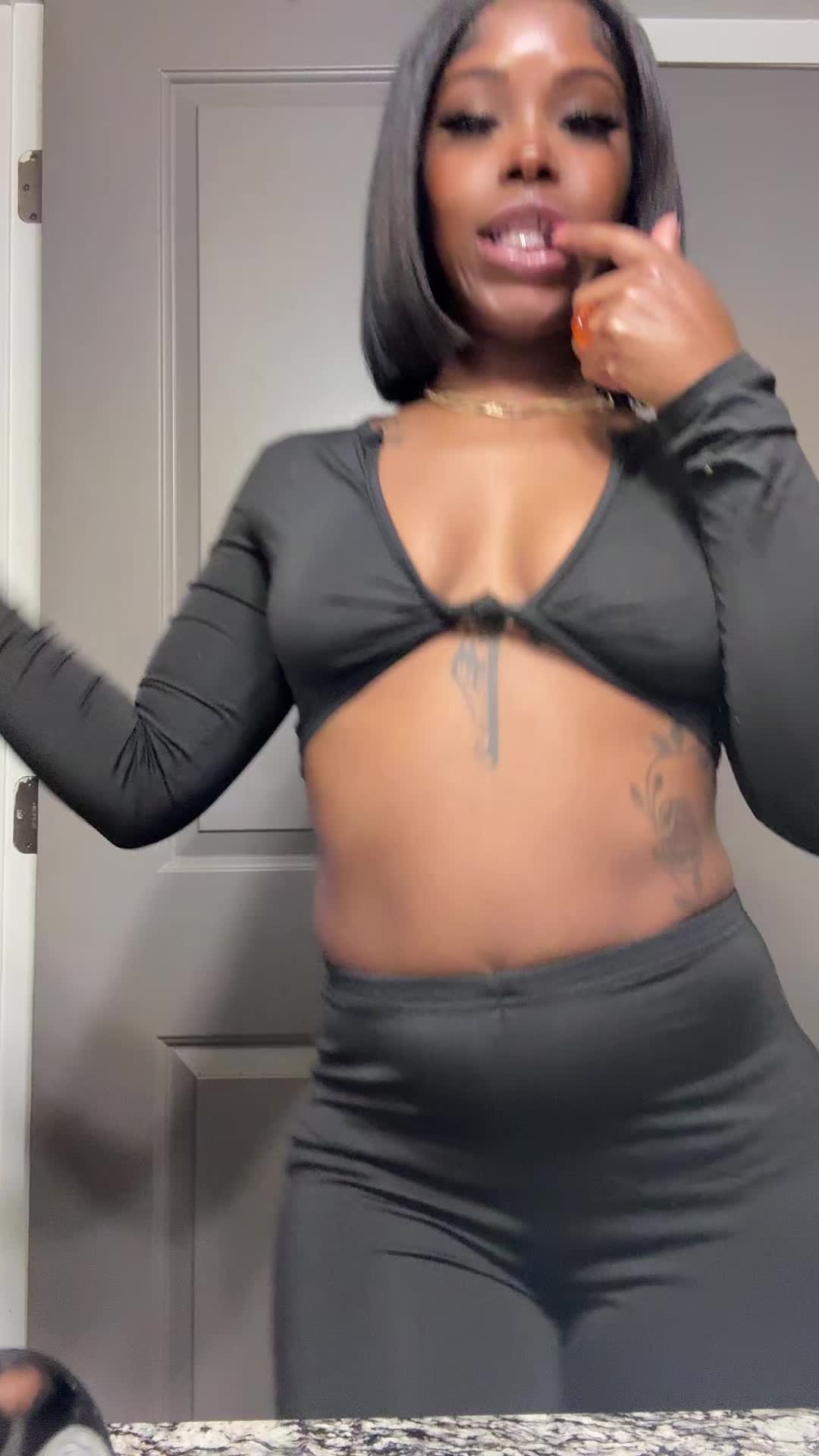 @Juicy | Content Creator
