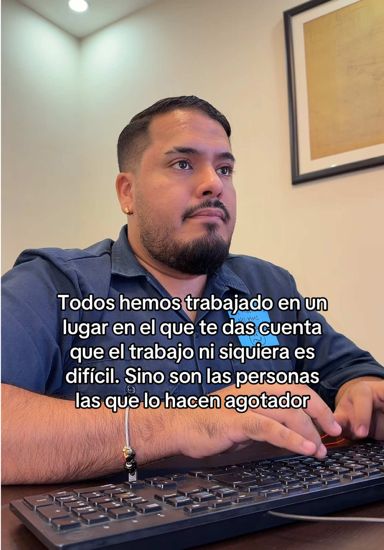 @H&eacute;ctor Am&eacute;zquita