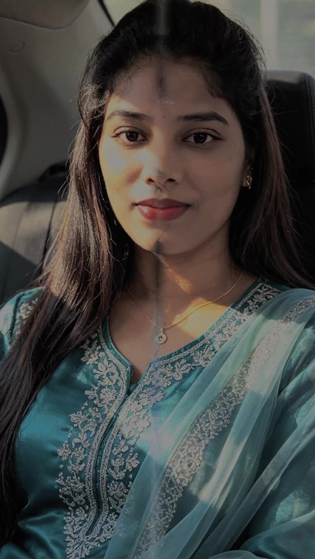 @Mano Chitra