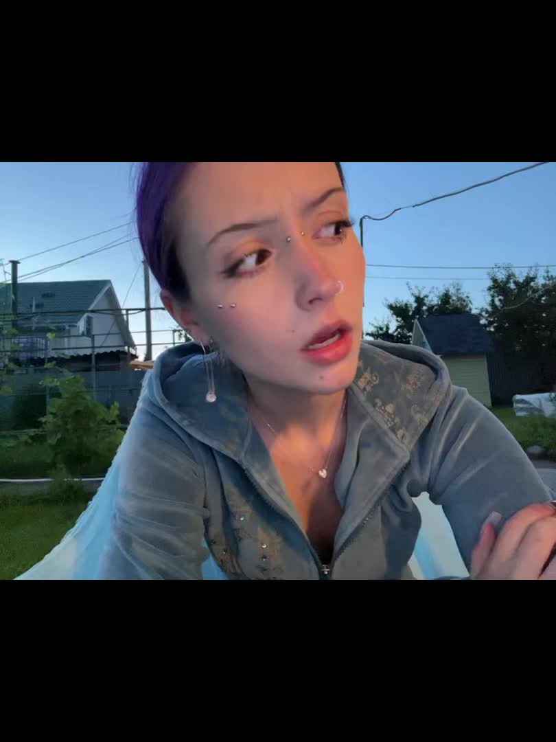 @Чмоня💋