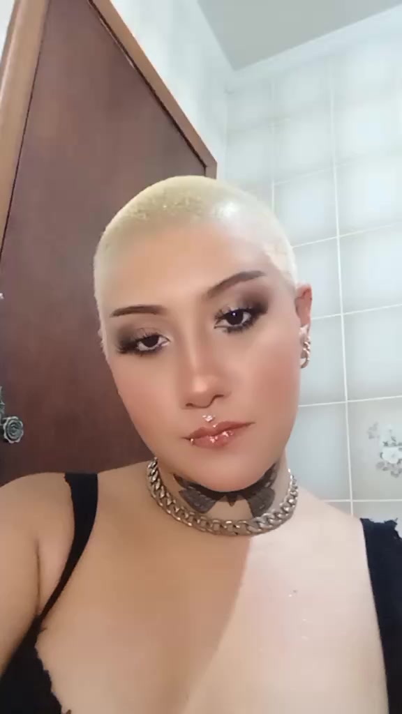 @anaju