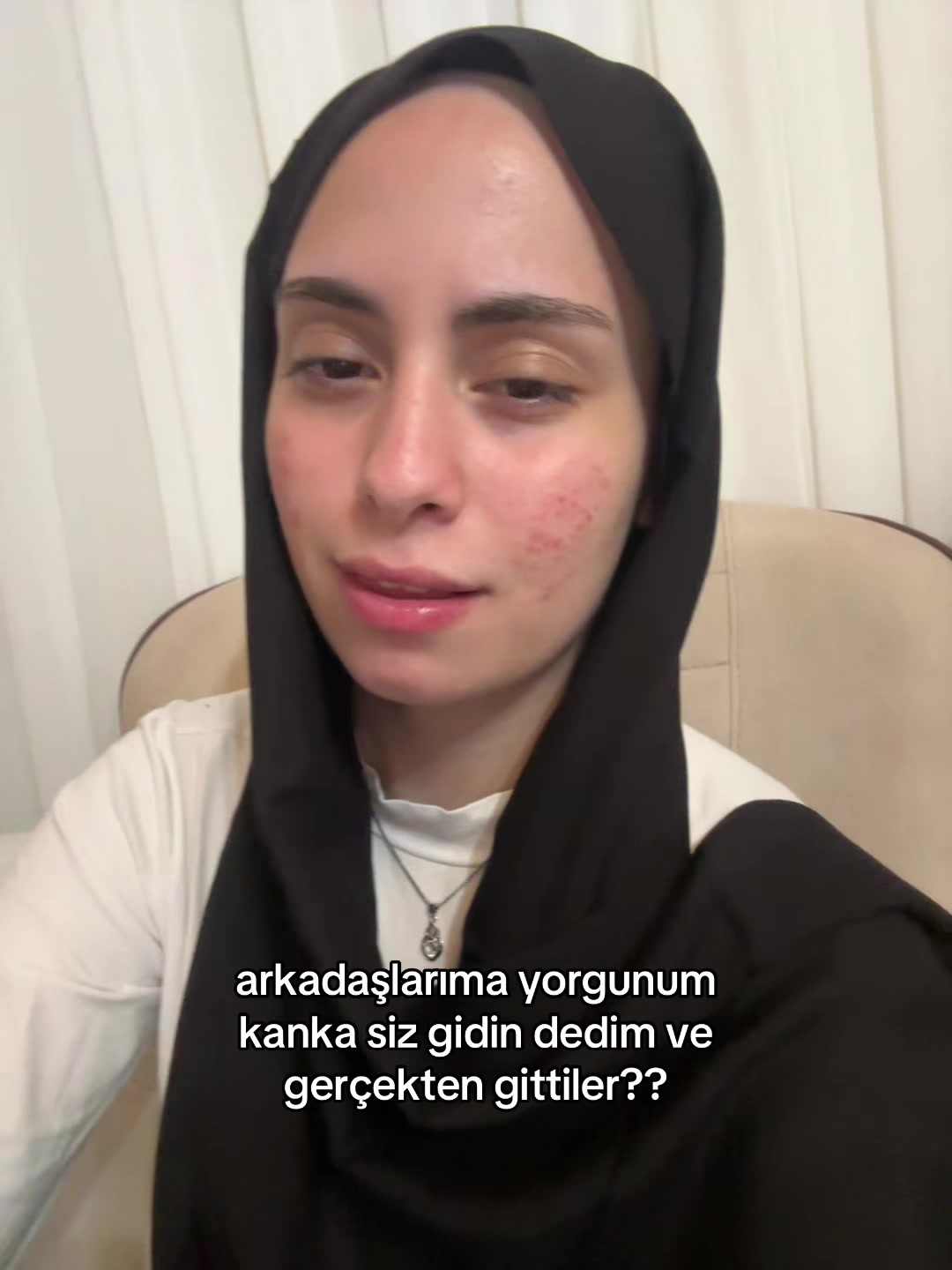 @dilara 𖣂