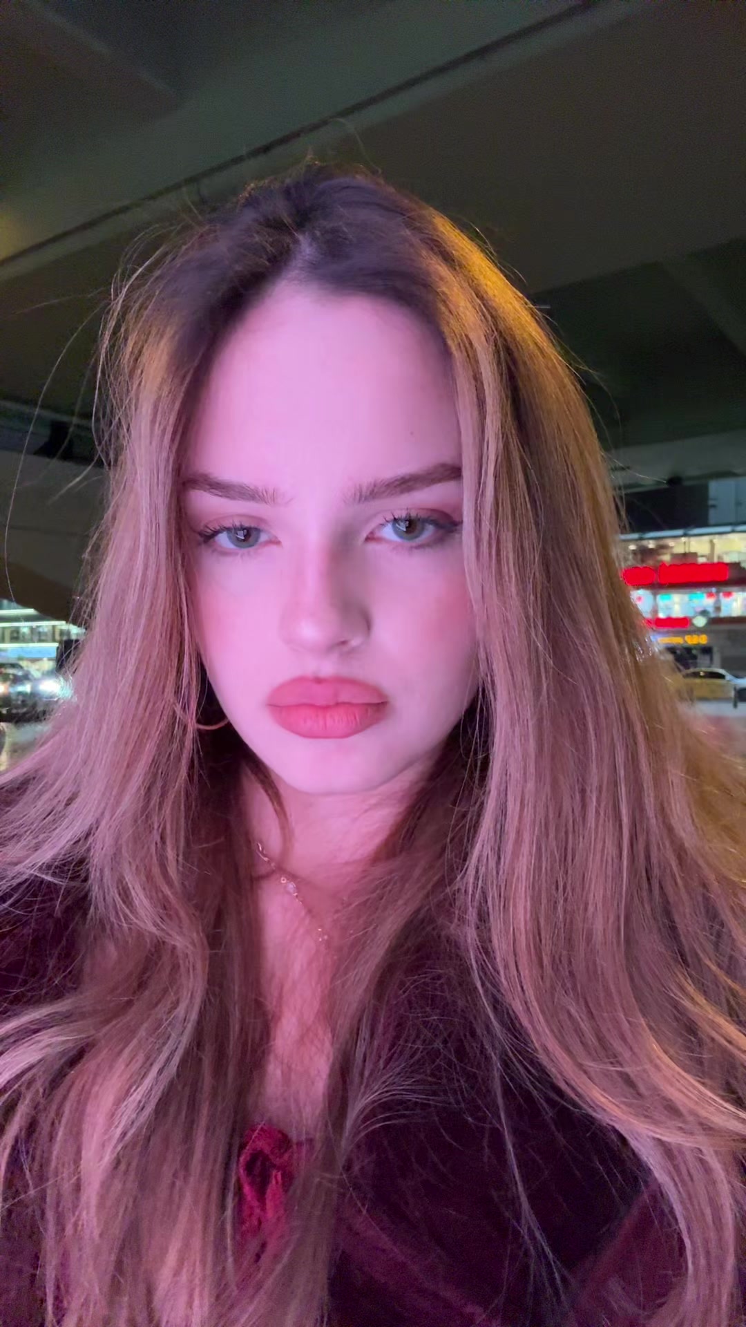 @Elaa