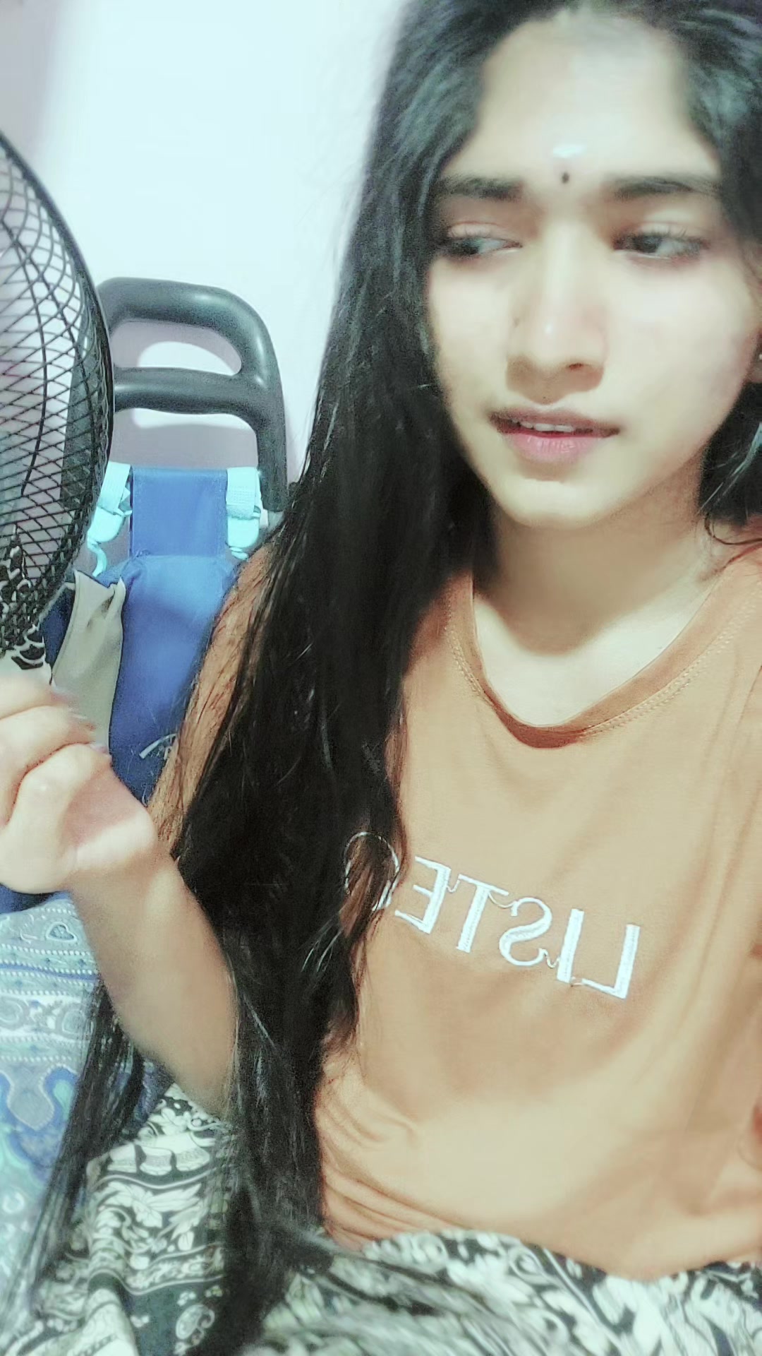 @ပန်အိဖြူး