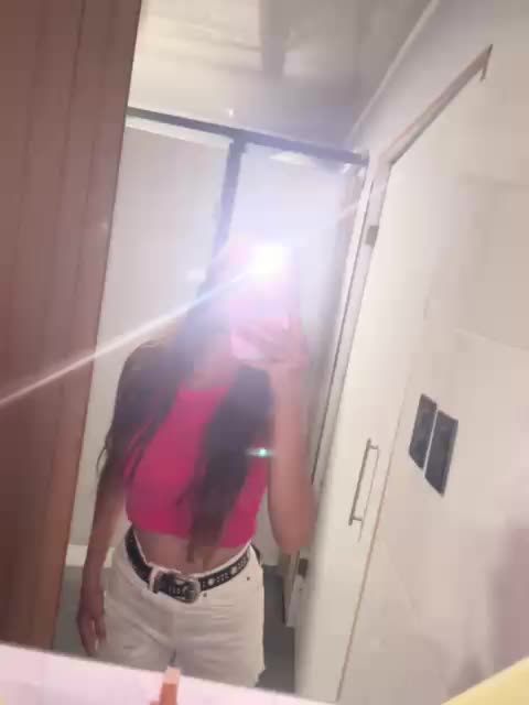@𝐹𝑙𝑜𝑟𝑒𝑛𝑐𝑖𝑎💋