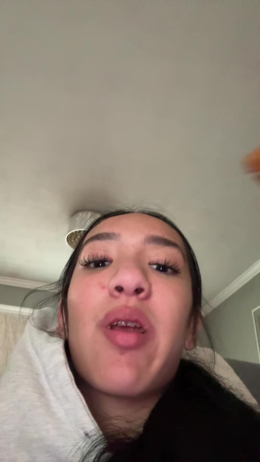 @Vada spam 🍣