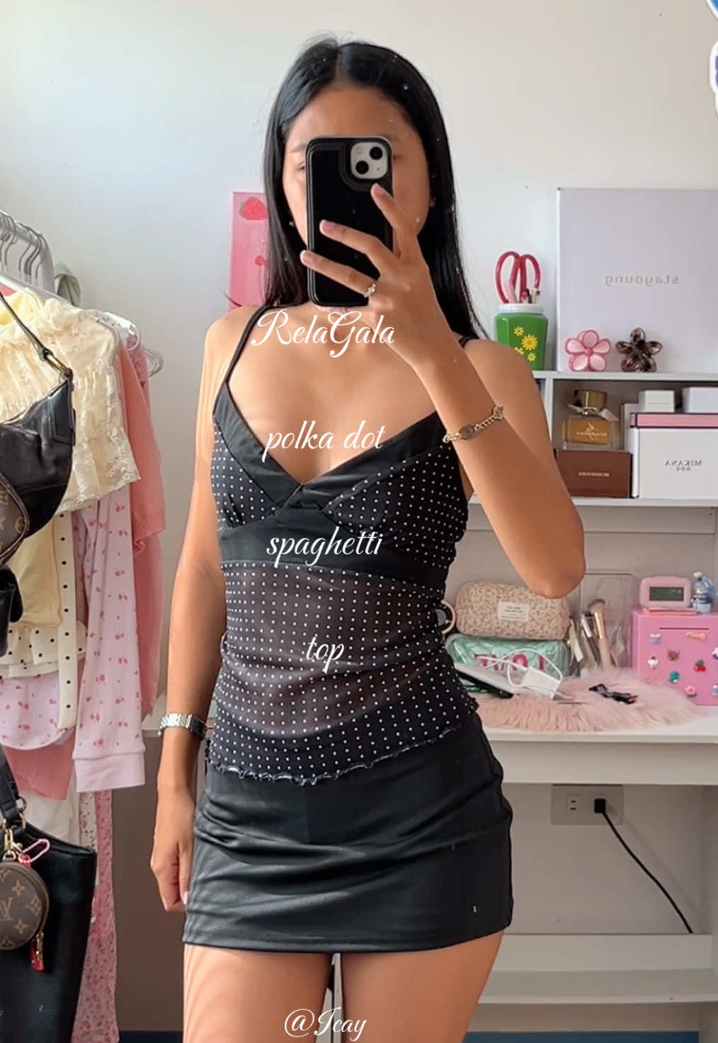@𑣲𝑰𝒄𝒂𝒚˚࿔𝜗𝜚
