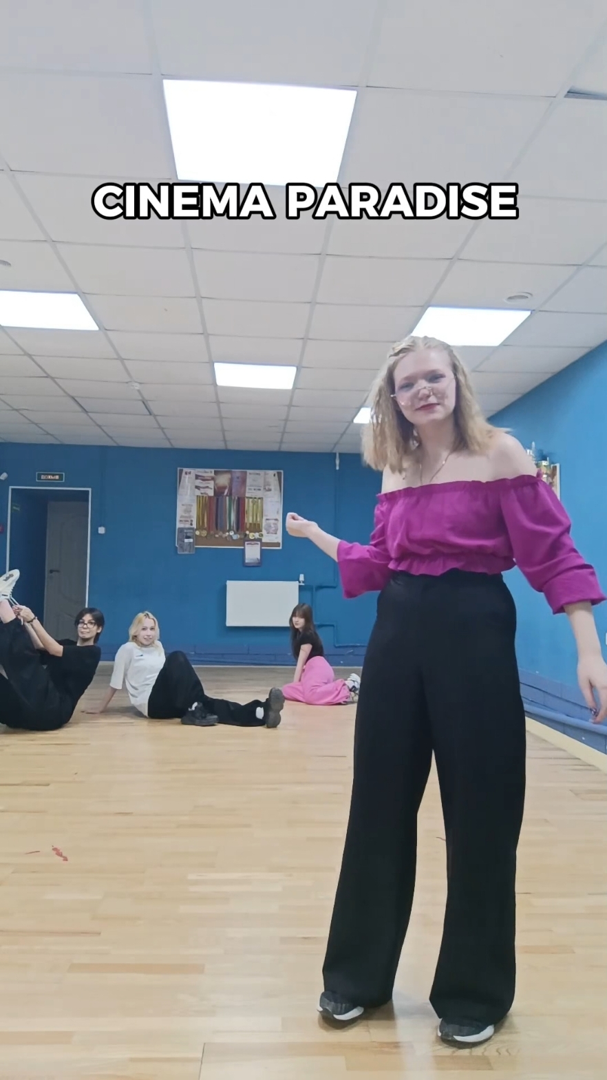 @Ли Ксения