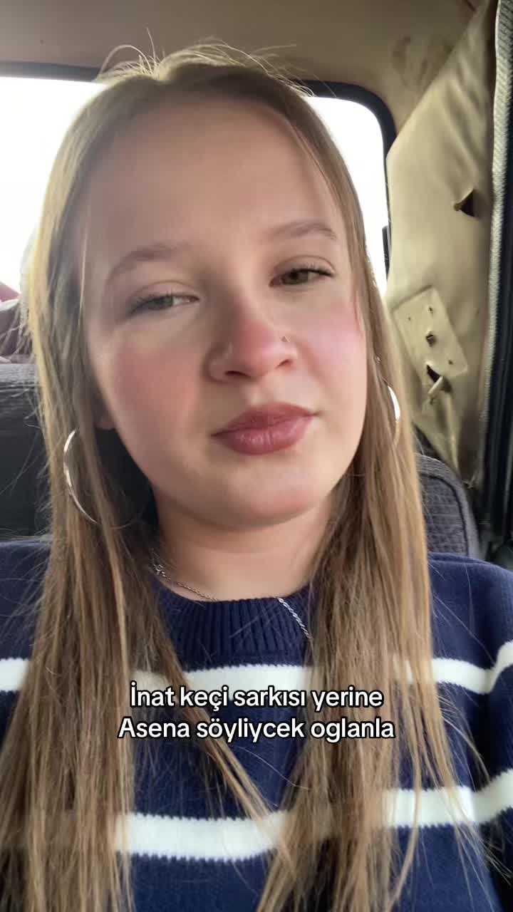 @sarııkolaa