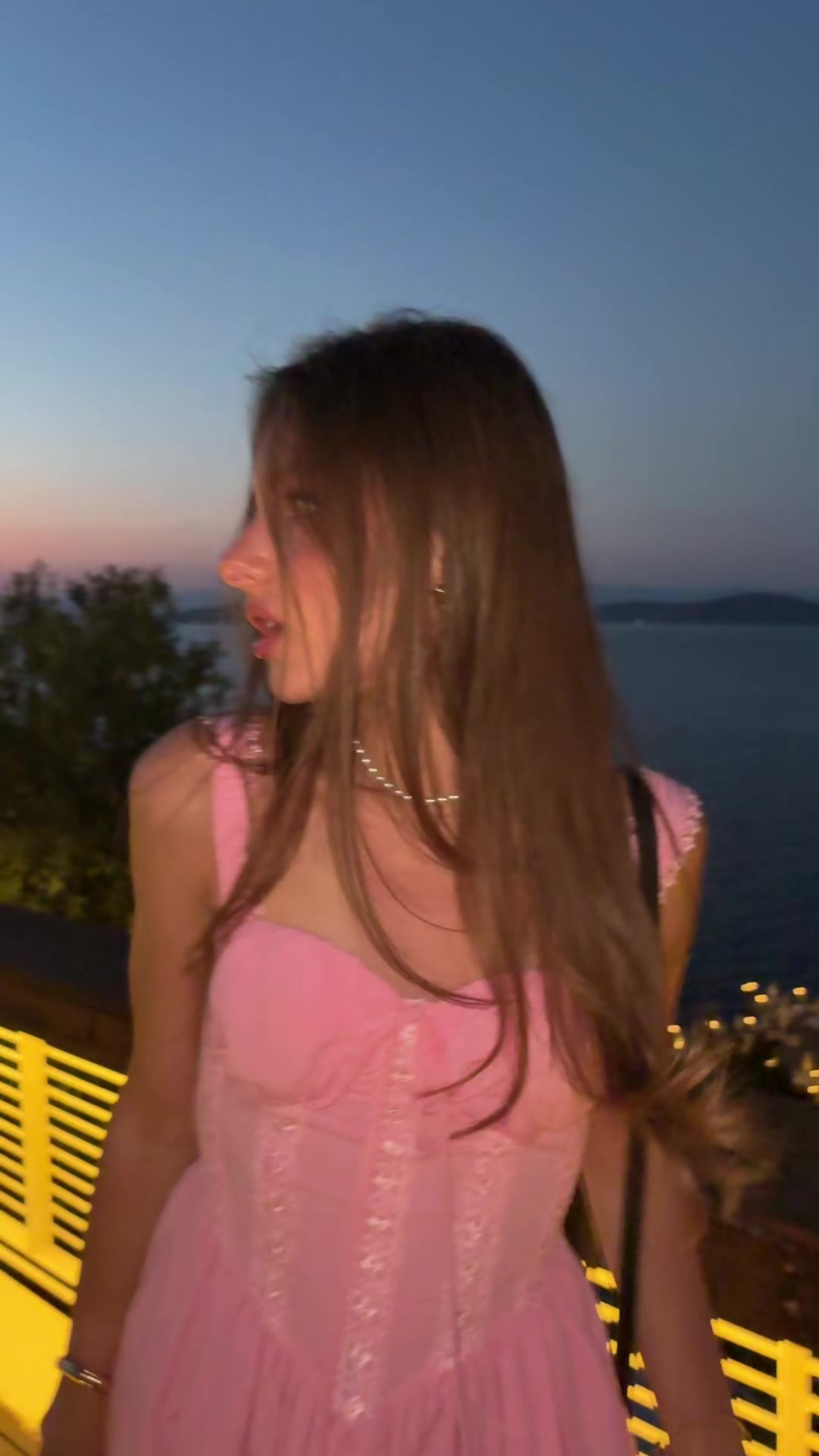 @leeweu