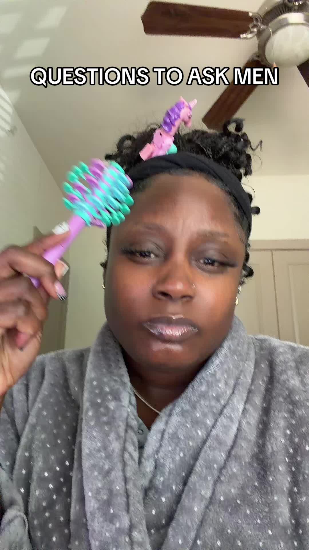 @MsTee_