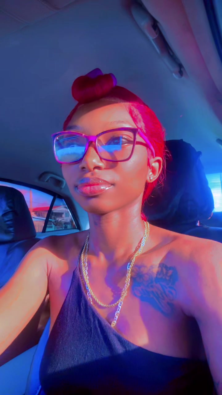 @𝒩̃𝒾̀𝓆𝓊ℯ❣😘