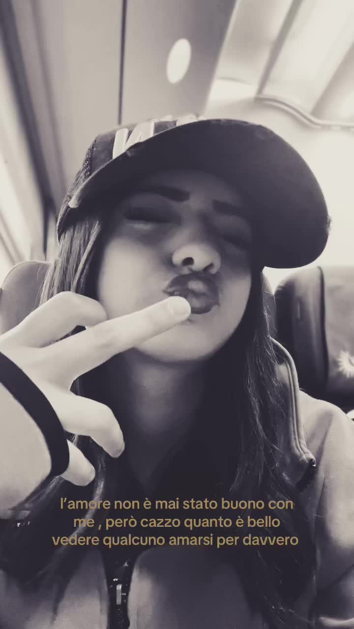 @la_roraa