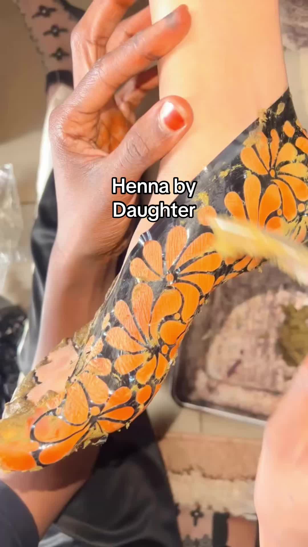 @hennabydaughter2