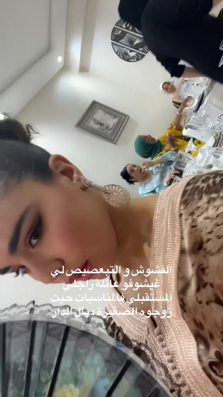 @♕