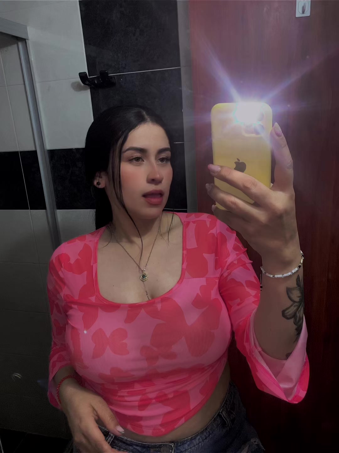 @Aleja🦦 Te Sigue