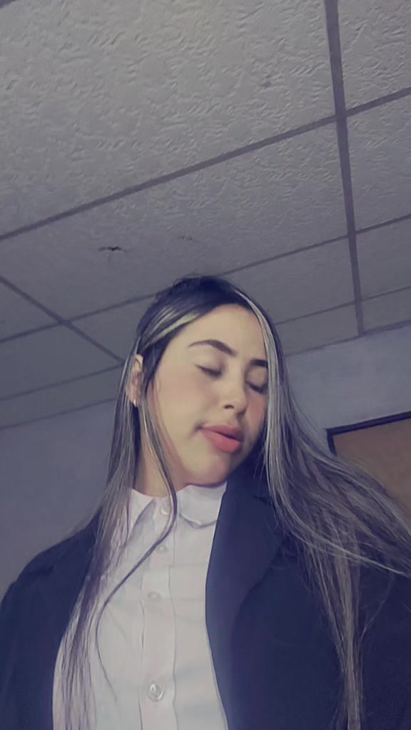 @rayviral😻🖤