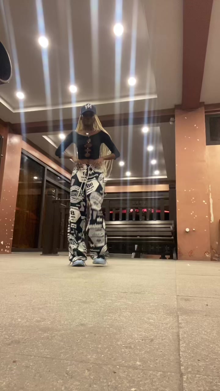 @LEXIA🇯🇲👩🏾❤️💋👩🏽🇨🇳