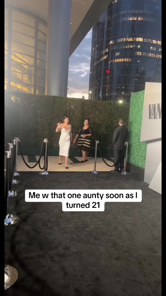 @Paulina Alexis