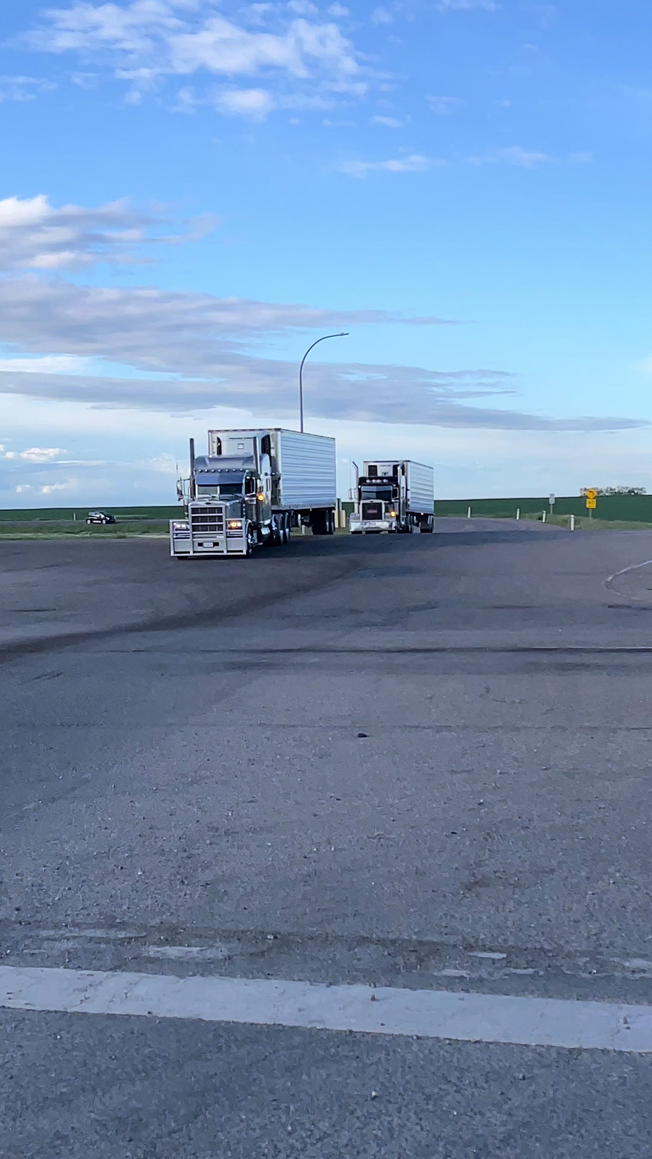 @403_BigRigs