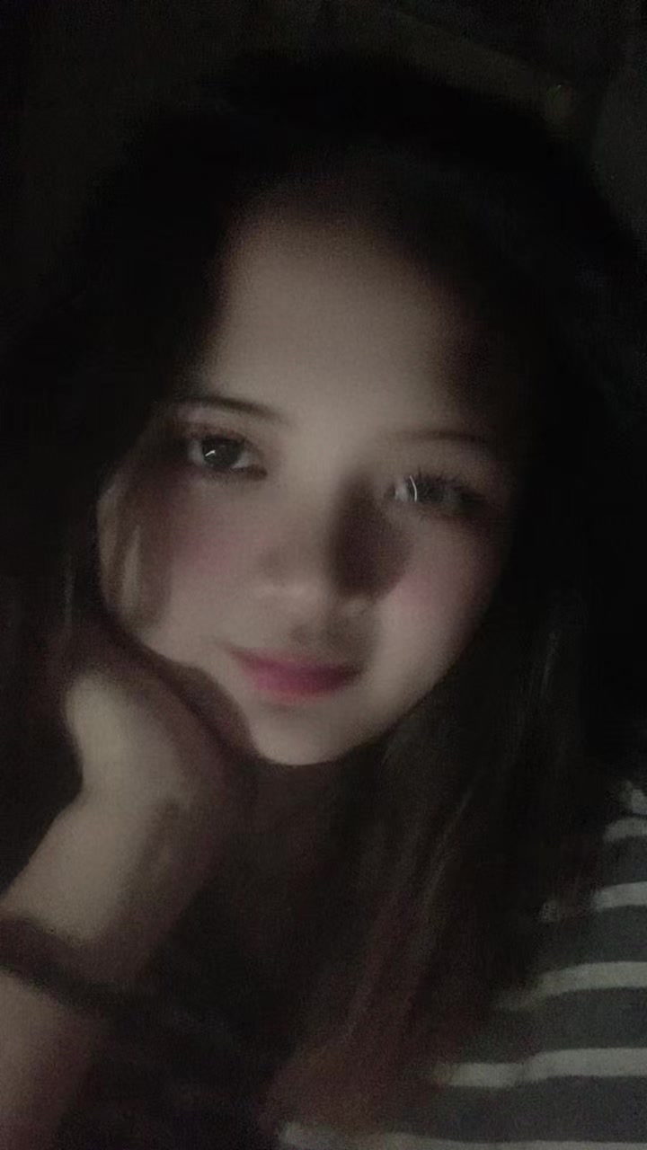 @𝓢𝓜𝓘𝓛𝓘𝓝𝓖😻