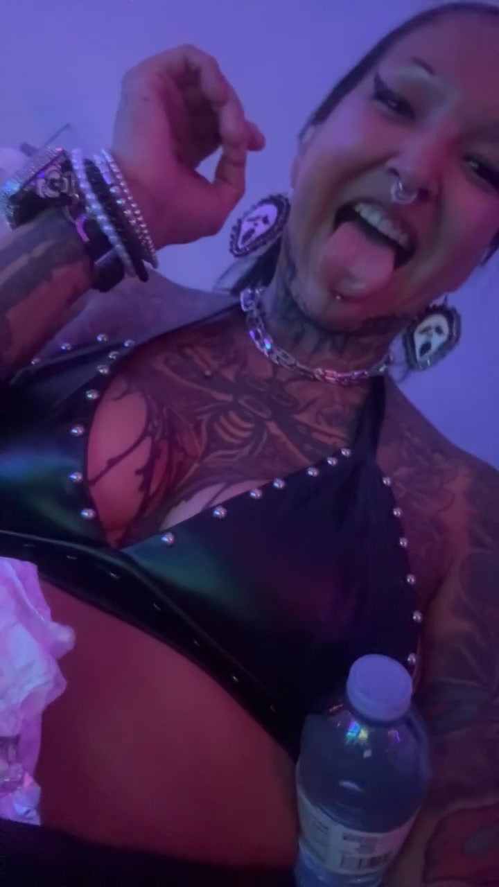 @𝕵𝖆𝖓𝖊𝖑𝖑𝖊🖤