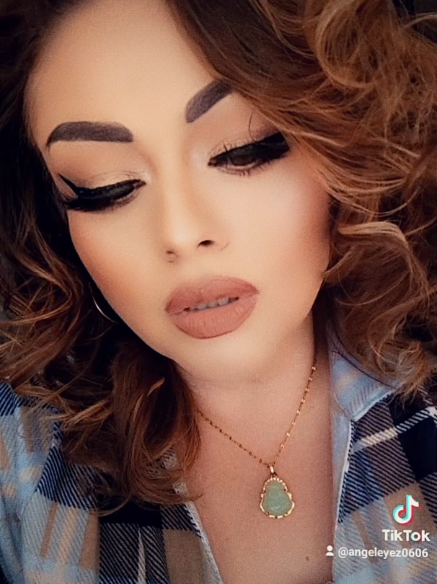 @👑Angeleyez0606👑